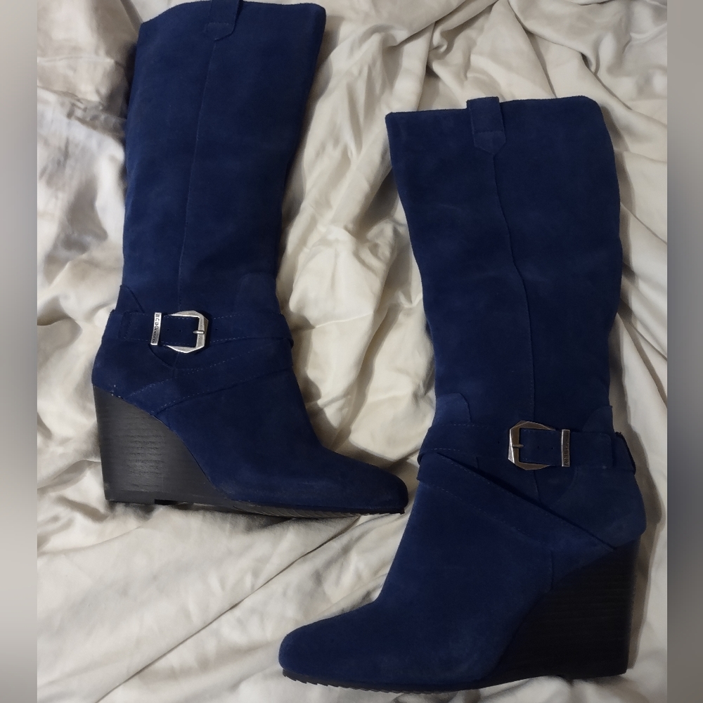 BCBGeneration PL-Wilsa Suede Wedge Boots Size 10M